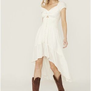 Shyanne Solid Twist Front Short Sleeve High-Low Dress, Medium